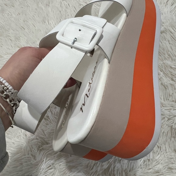 Matisse White Jams Wedge Sandal - size 11 - Picture 3 of 9